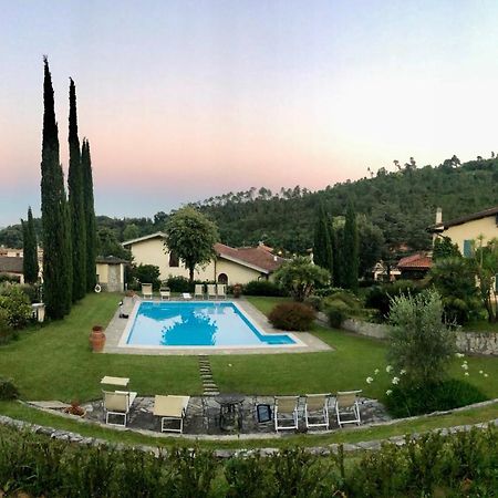 Готель Il Giardino Di Flora Buti Екстер'єр фото